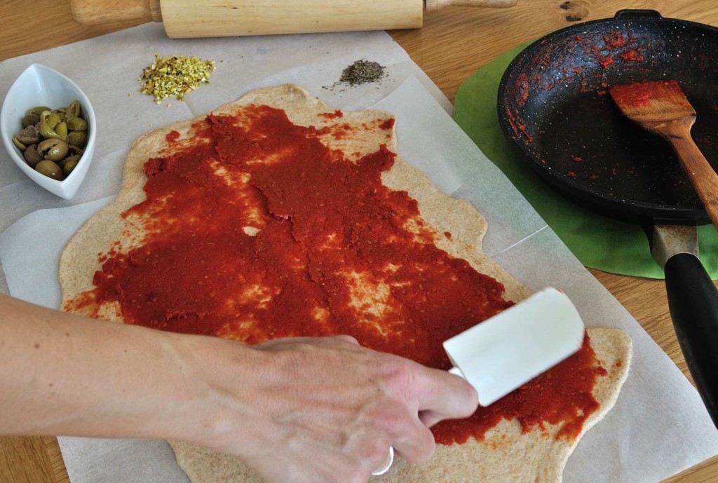 Pull Apart Vegan Pizza Bread