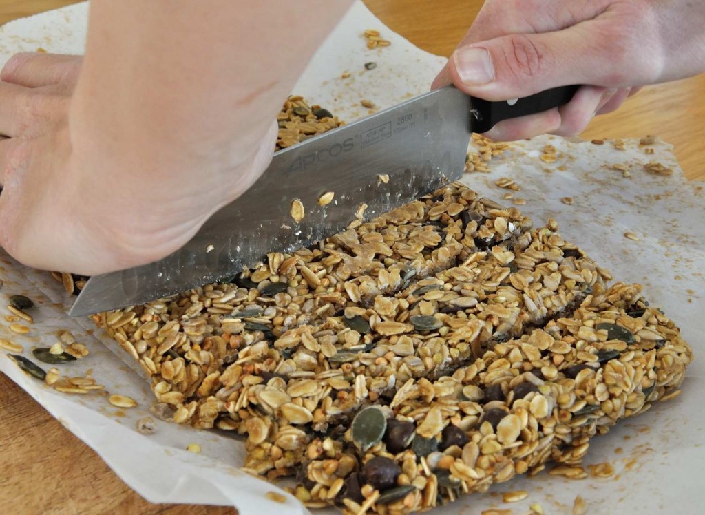 Homemade Healthier Crunchy Granola Bars