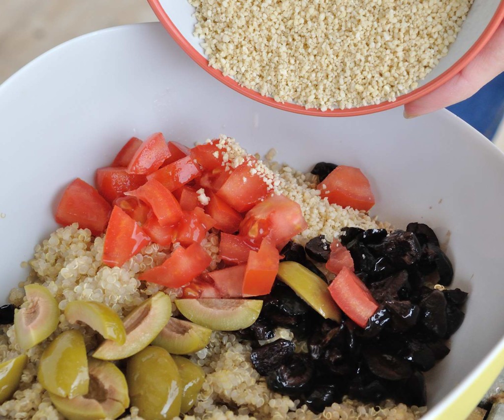 Baked quinoa cakes