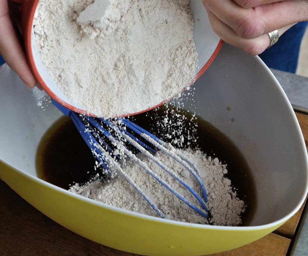 Vegan (one bowl!) almond coffee maple cake