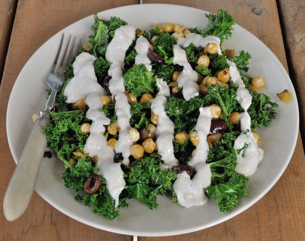 Kale and Chickpeas Salad with Creamy Cashew Gravy