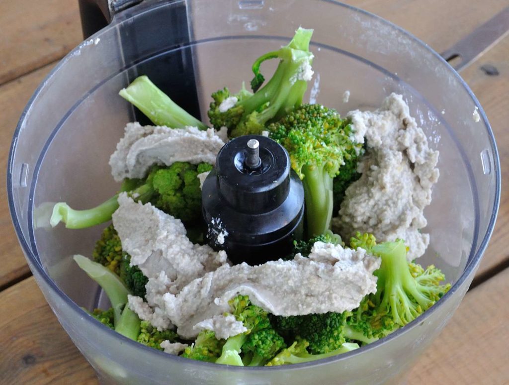 Vegan Broccoli and Cashew Cheese Tots