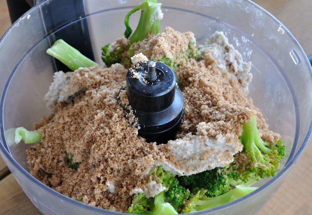 Vegan Broccoli and Cashew Cheese Tots