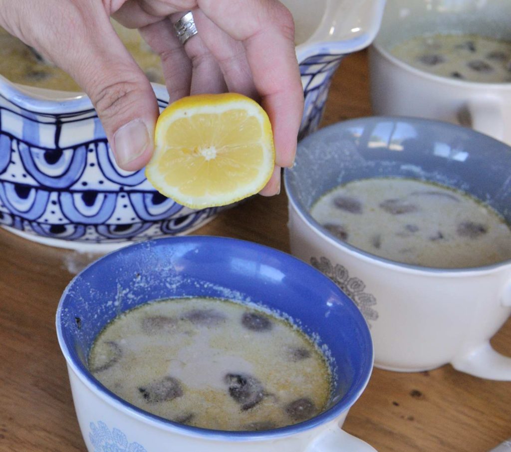 Jerusalem Artichoke And Mushrooms Soup (Vegan)