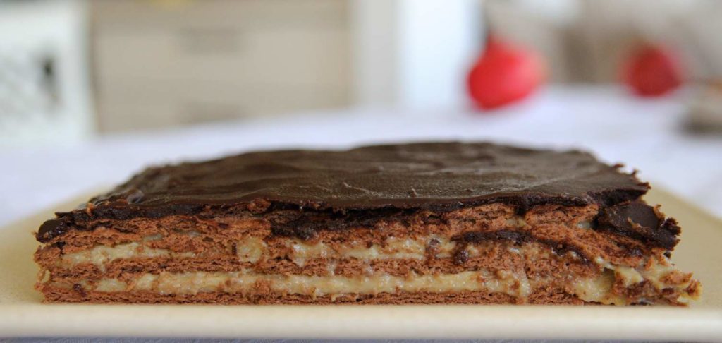 Vegan Graham Crackers Cake