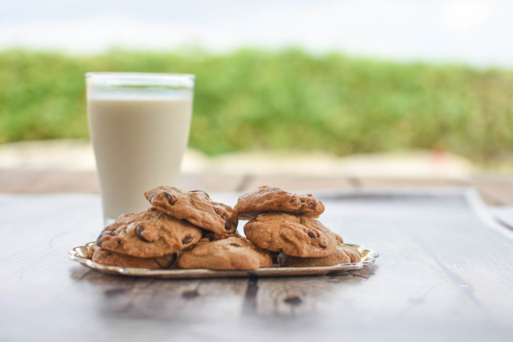 Vegan Chocolate Chip Cookies