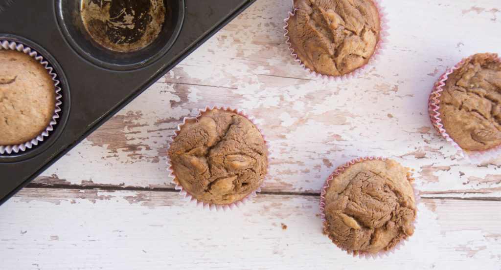 Vegan Vanilla Muffins With "Nutella" Swirl