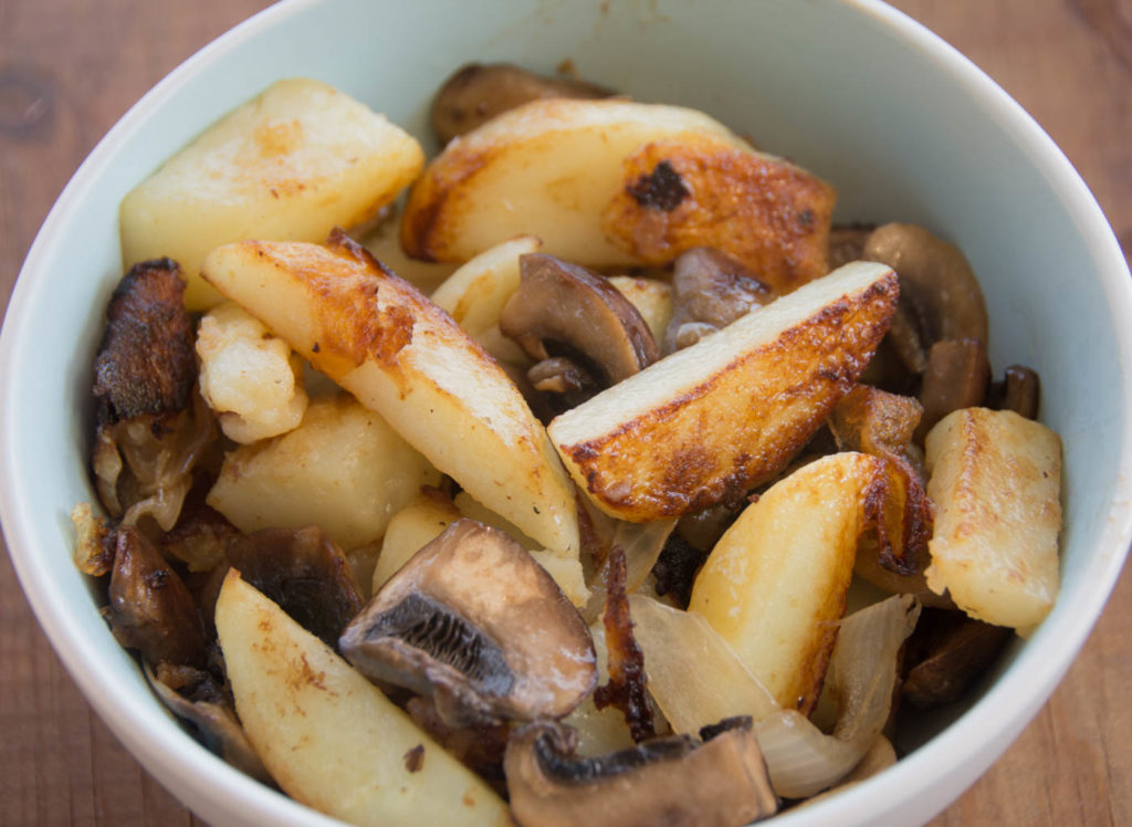 Pan Fried Potatoes With Mushrooms, Onions And Cashew Cream