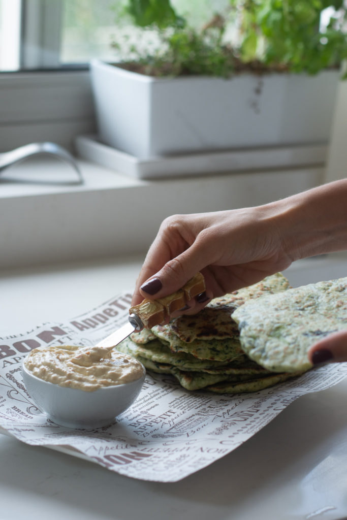 בצק שמרים במחבת עם תרד